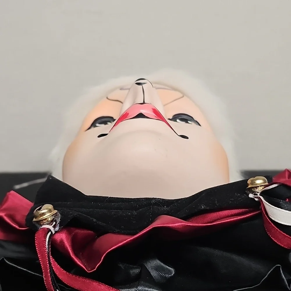 BRINN PORCELAIN 8